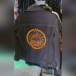 DEF LEPPARD XS embroidered jean jacket